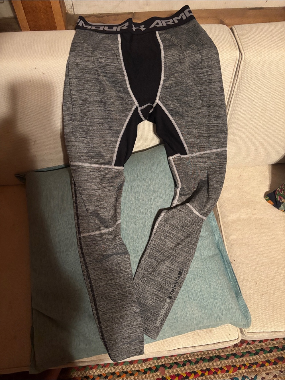Under Armour Gray and Black Men's Compression Tights- Medium